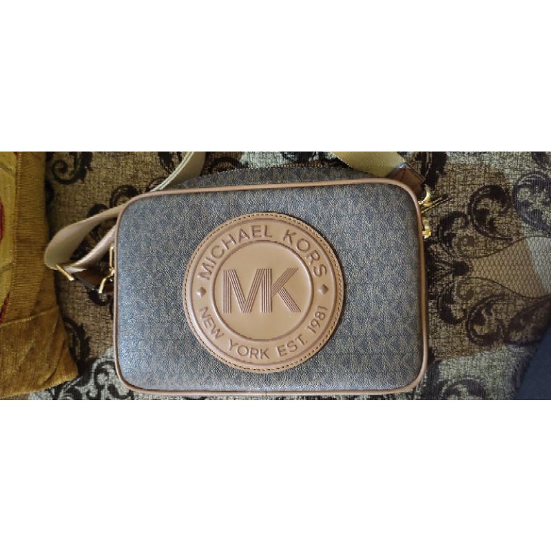 preloved michael kors mk fulton sport Camera bag signature brown