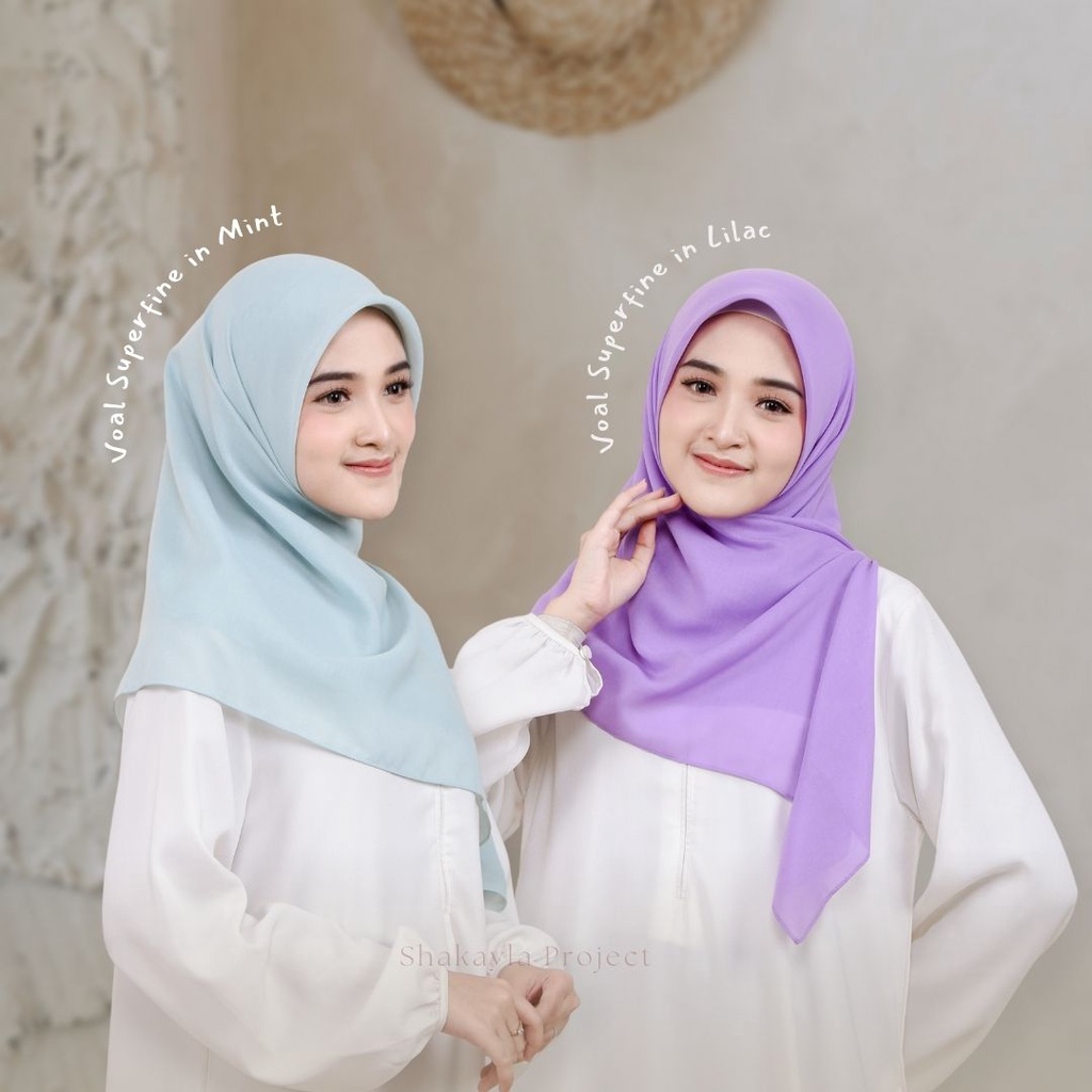 HIJAB SEGIEMPAT VOAL SUPERFINE 110X110 CM JAHIT TEPI