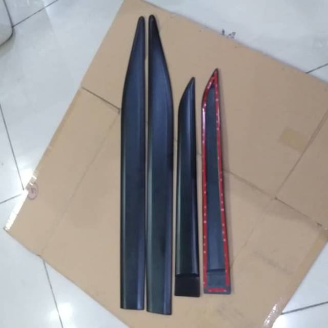 List Lis body moulding hitam mobil All new Rush/Terios 2018