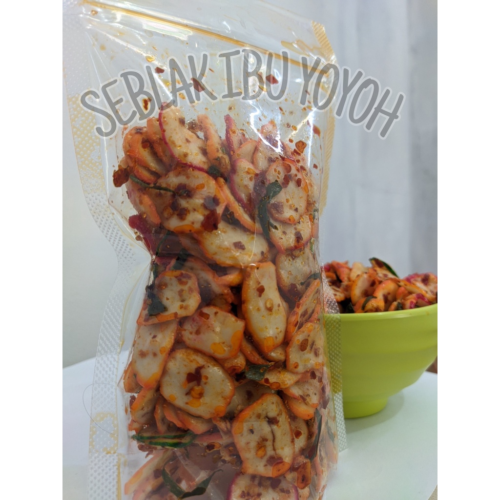 

seblak kerupuk bawang | kemasan 100gr | aroma daun jeruk