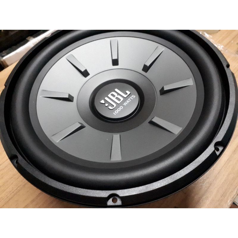 subwoofer audio mobil 12 inch JBL by harman cardon
