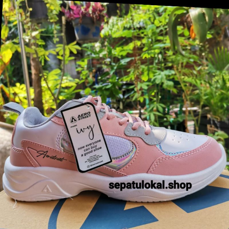 AEROSTREET IVY PINK PUTIH SEPATU SNEAKERS LOKAL LOCAL WANITA CEWEK SPORT OLAHRAGA LARI JOGGING