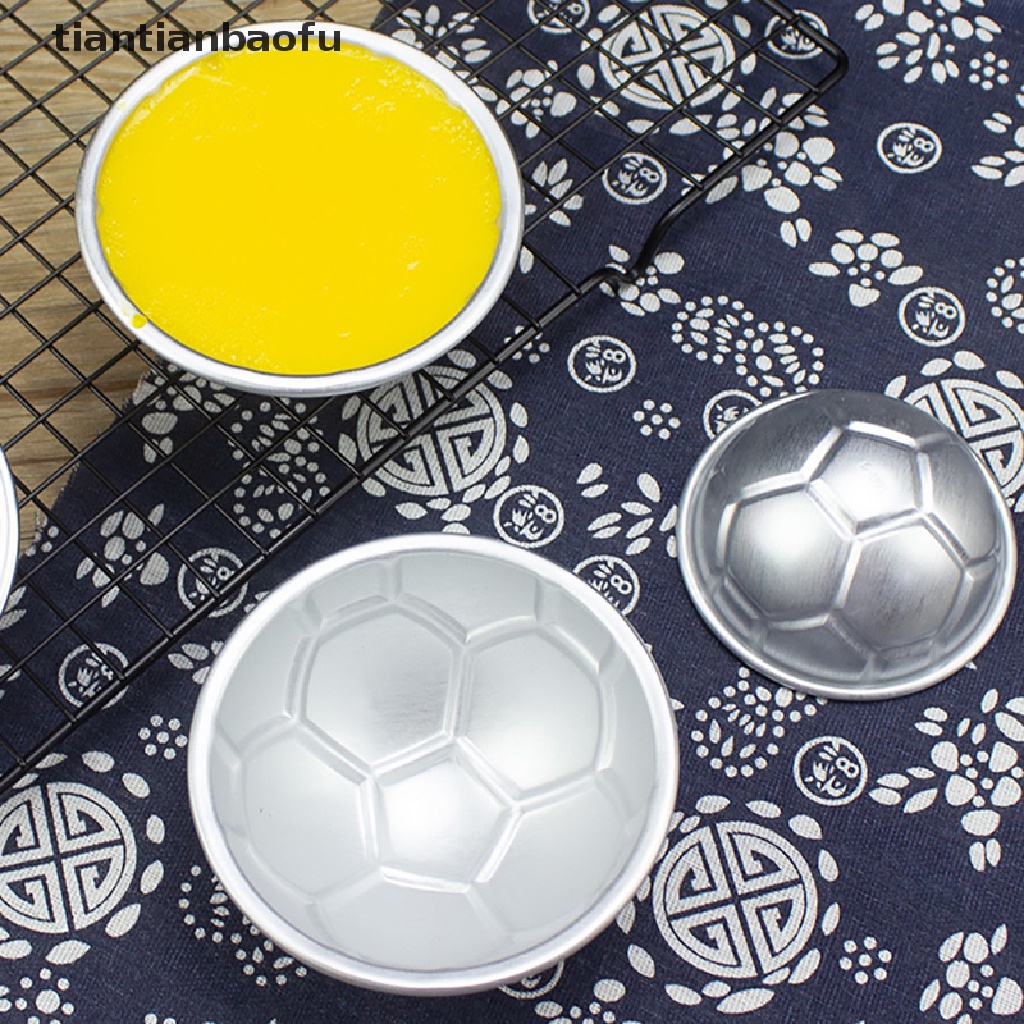 1pc Cetakan Kue Bom Mandi Bentuk Bola Sepak 3D Bahan Aluminum