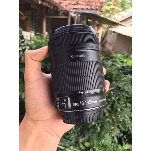 Lensa Canon 18-135