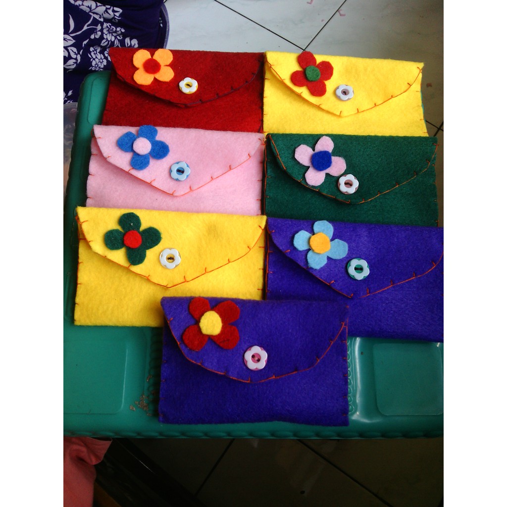 

AMPLOP LEBARAN FLANEL (5pcs)