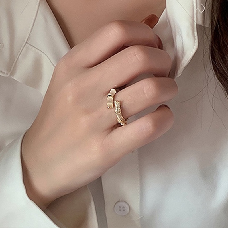 Cincin Adjustable Bentuk Bambu Warna Emas Gaya Korea Untuk Wanita