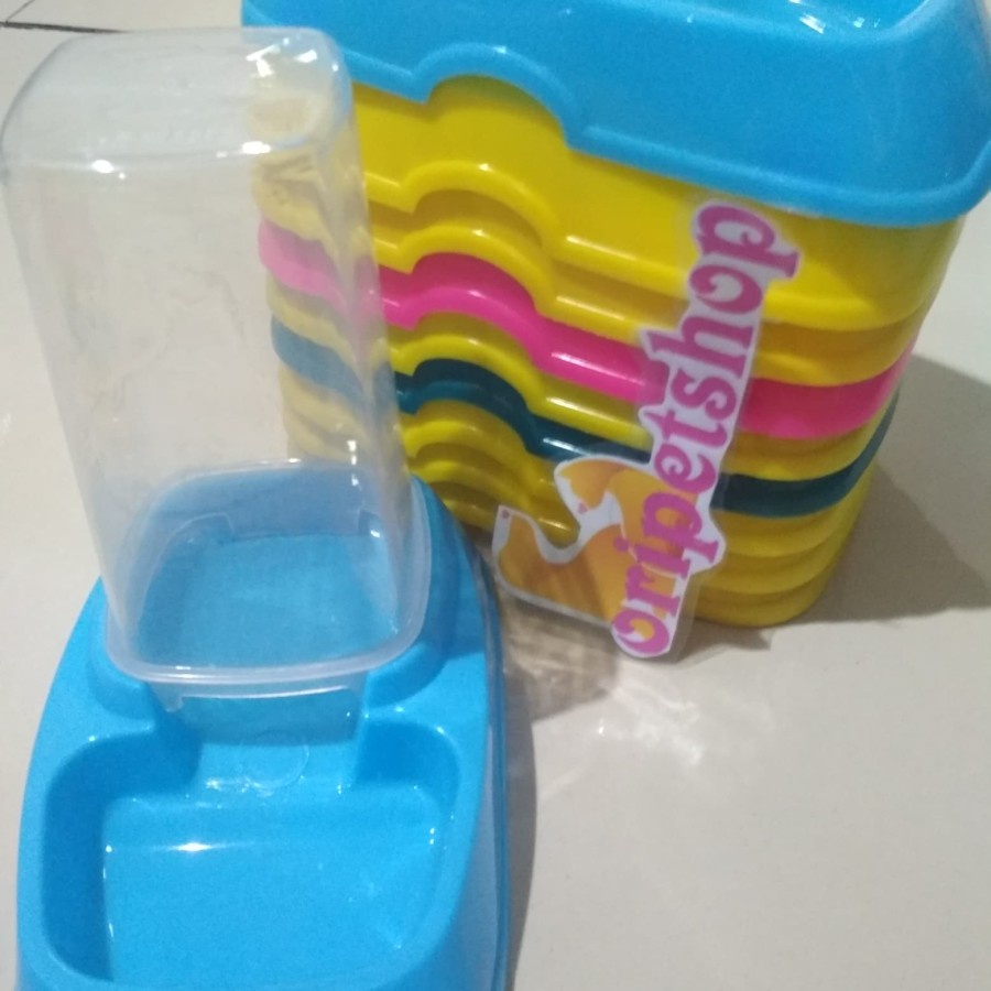 Tempat Makan/Minum Kucing/anjing Dispenser kecil