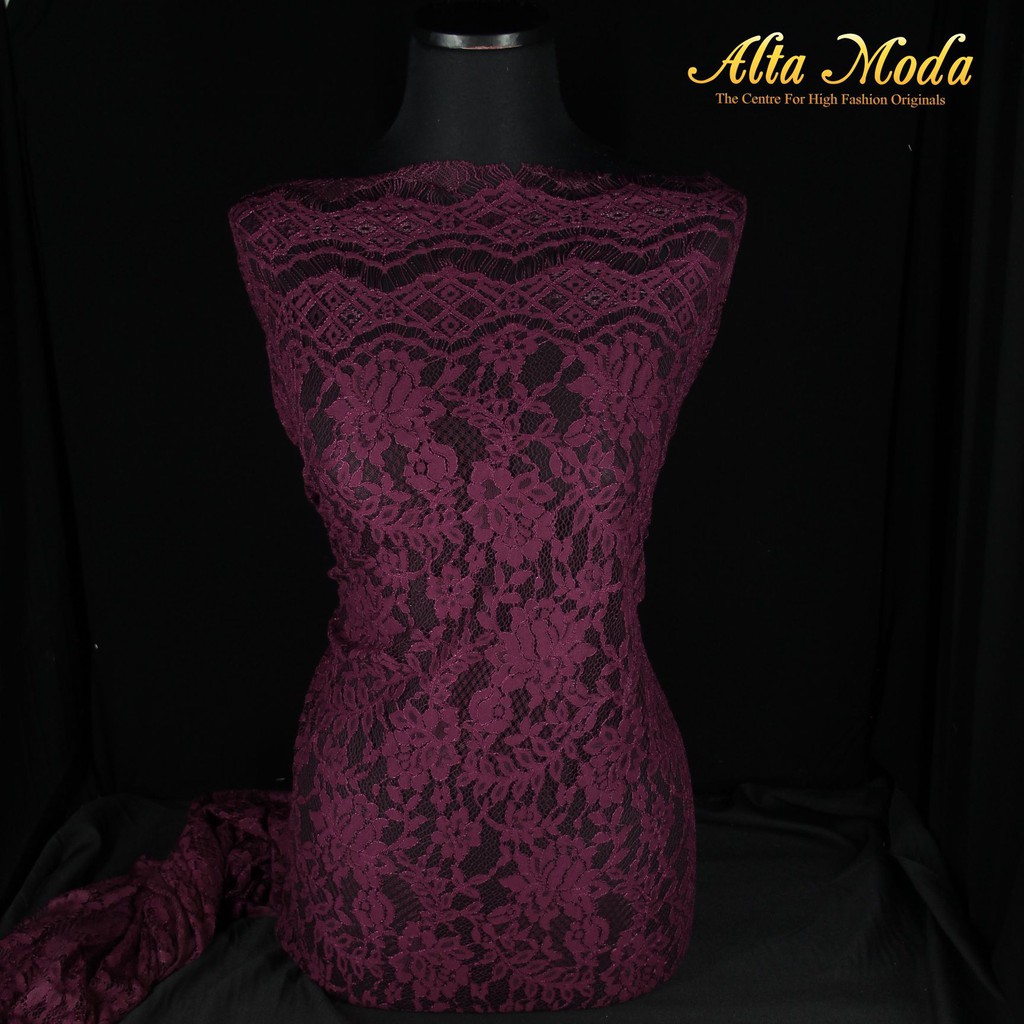 

Alta Moda Brokat Semi Perancis Cord Bunga Ktupat Burgundy (2.5M)