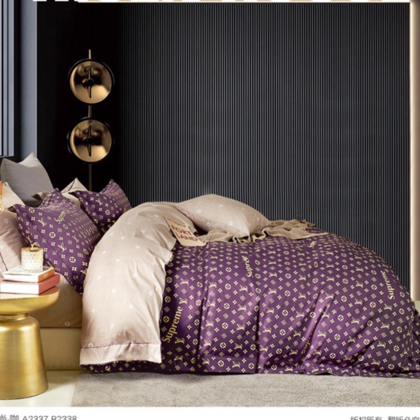 Kain Sprei Katun Jepang motif LV ungu (K-3931)