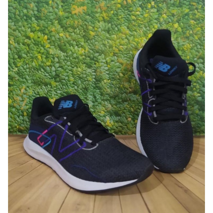 NEW BALANCE LOWKEY RUN(W) 37