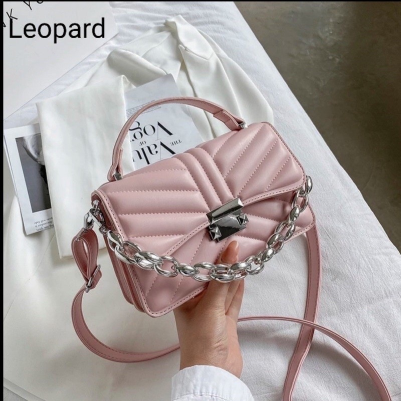 clara bags tas selempang wanita slingbags wanita tas batam slingbags rantai pita tas simple elegant