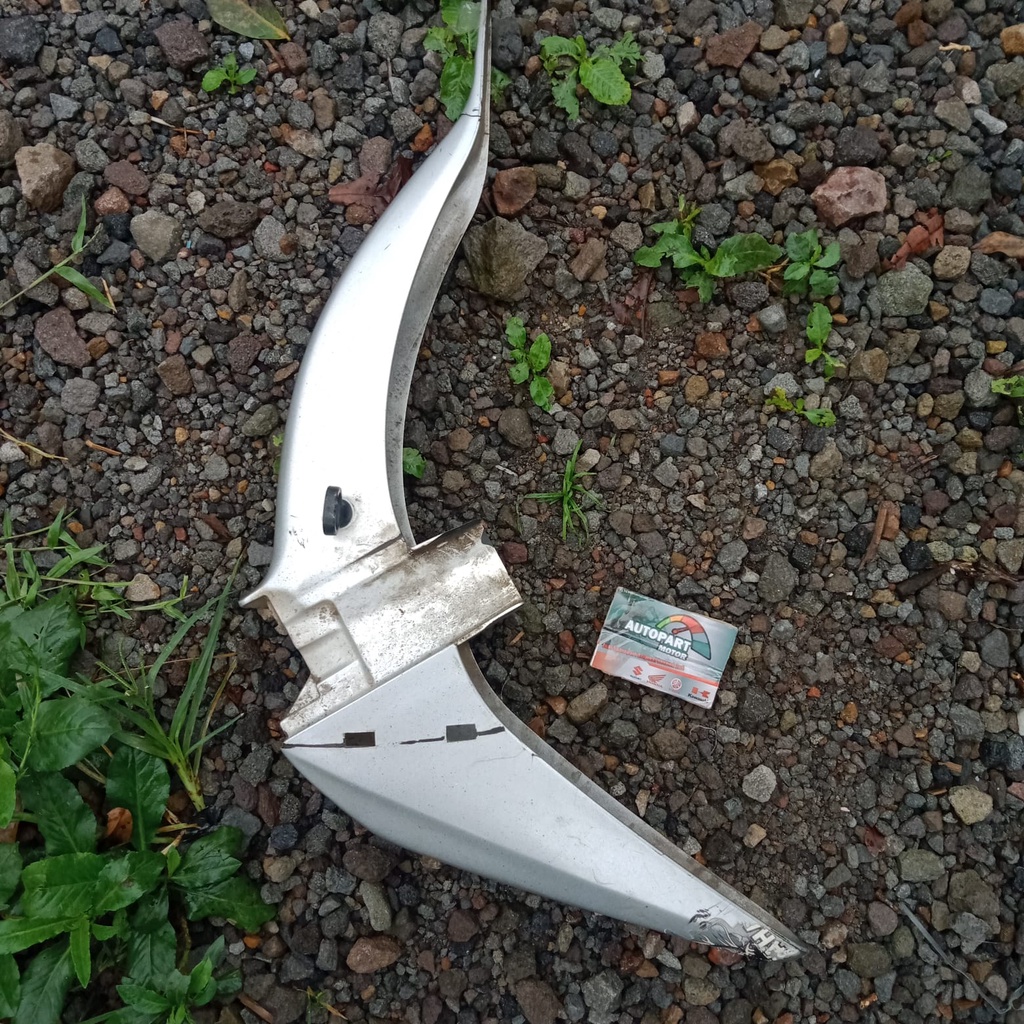 Slebor spakbor depan yamaha Fizr original yamaha fizr murah