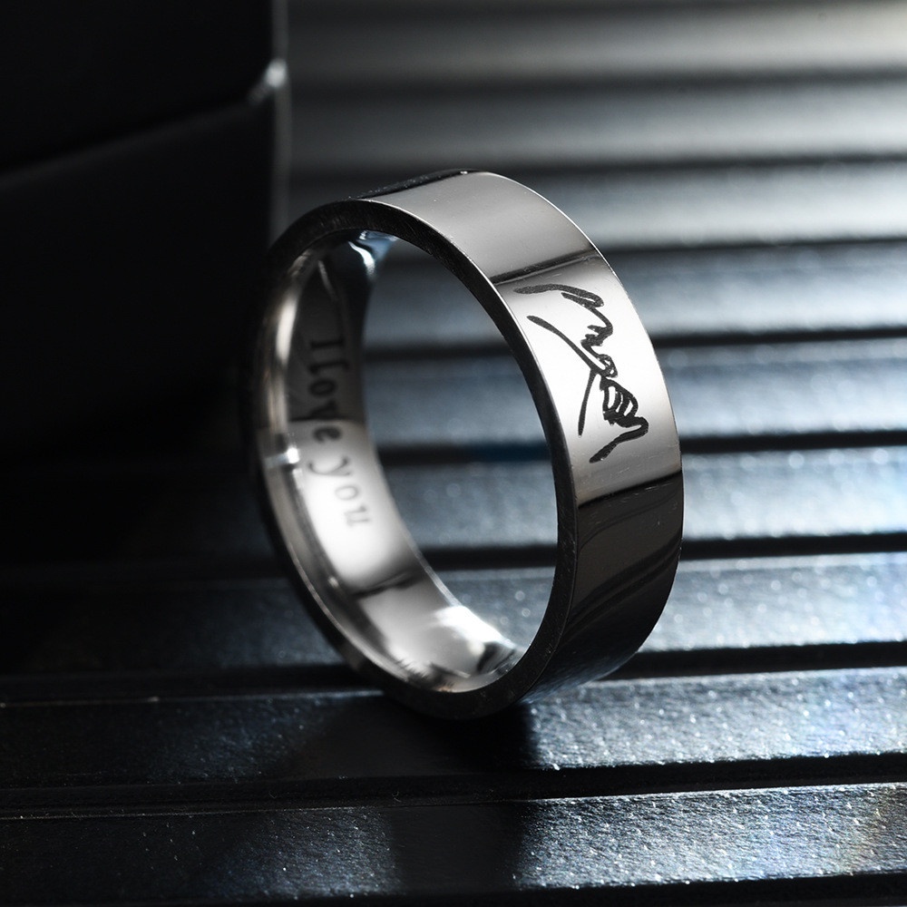 Cincin Pasangan Desain Tangan I Love You Bahan Titanium Silver Warna Hitam Untuk Pria Dan Wanita