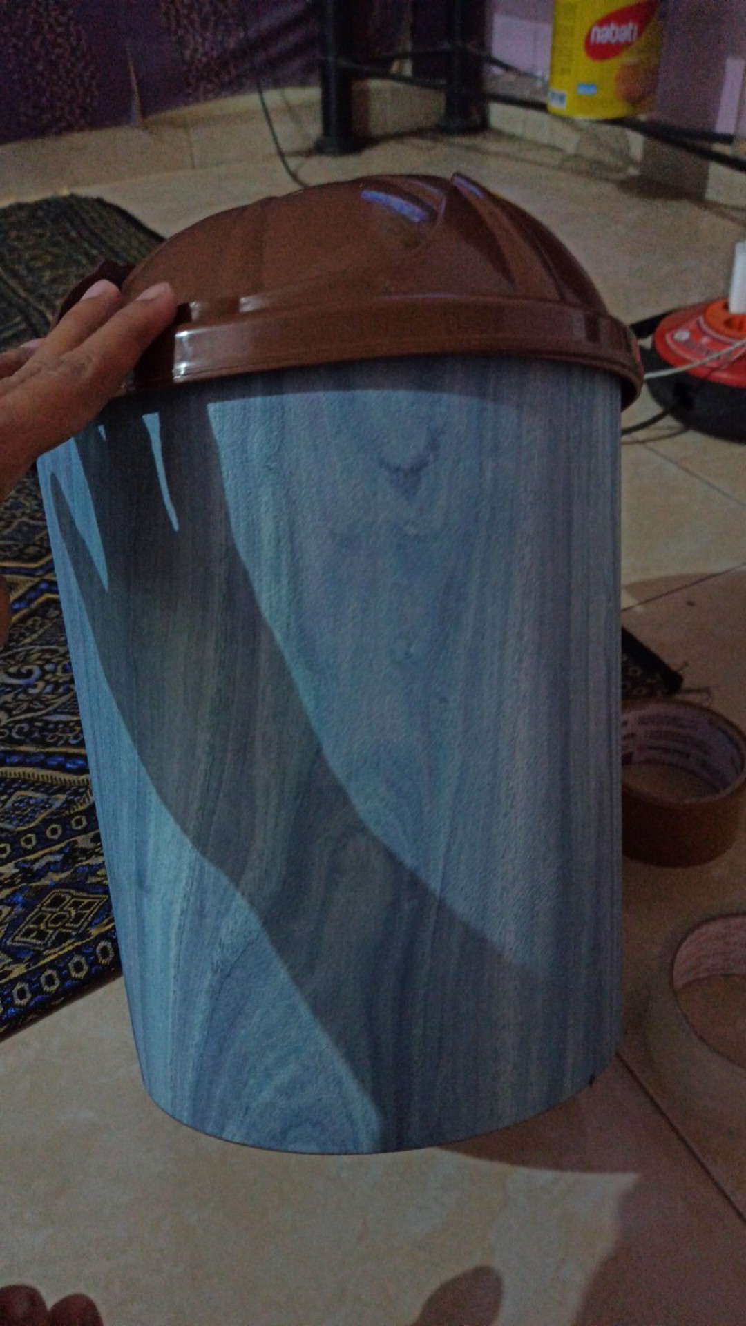 Tempat Sampah 10 Liter Tutup Goyang / Mobil 10 Liter  / Tong Sampah / Bak Sampah / Dustbin - Susan