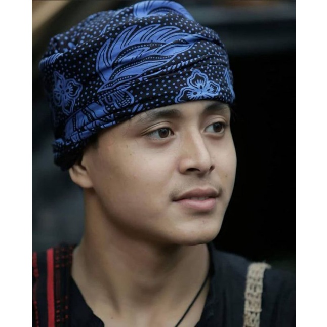 Slayer Lomar Ikat Kepala Motif Baduy