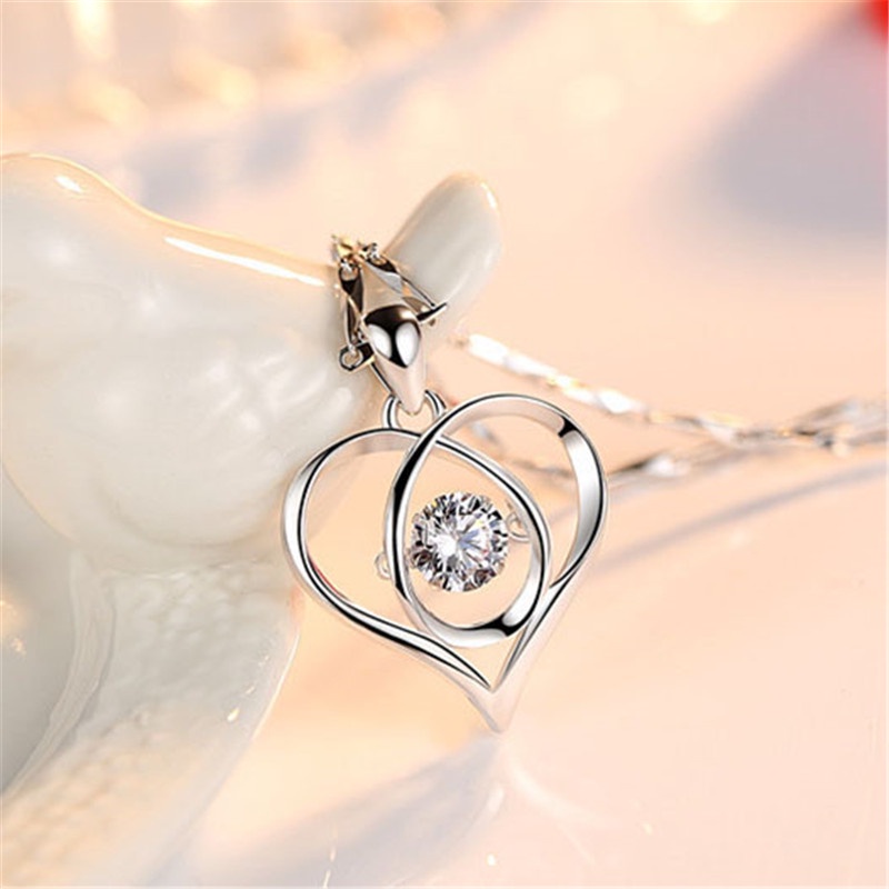 [Ready Stock]Fashion New Silver-Plated Diamond Love Pendant Necklace