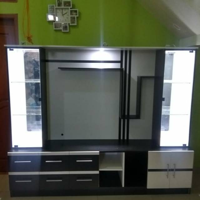 LEMARI TV (BACKDROP TV ) LEMARI TV MINIMALIS/ MEJA TV MINIMALIS