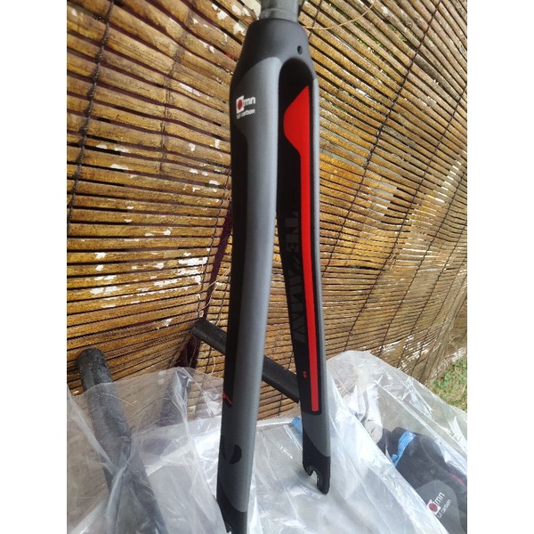 ( DIKIRIM DARI SURABAYA ) 375gr Fork Vbreak Ultralight Full Karbon Fiber Sepeda Roadbike/Fixie/MTB