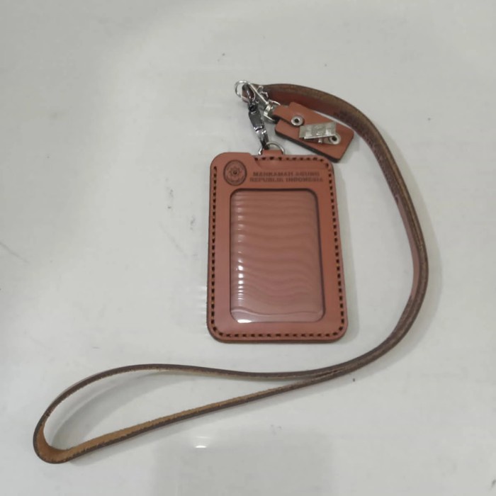 

Promo Kalung Id Card/Name Tag Logo Mahkamah Agung (Bahan Kulit) Berkualitas