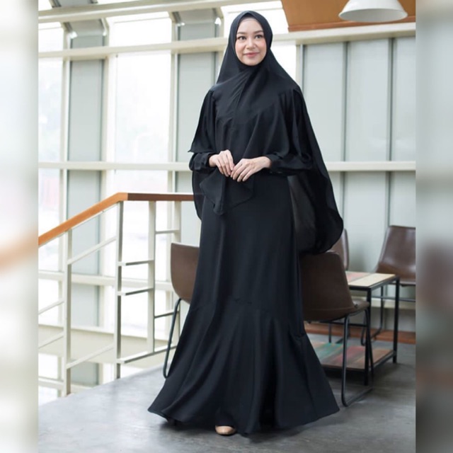 Ayuka Winda - Aisyah Black XL