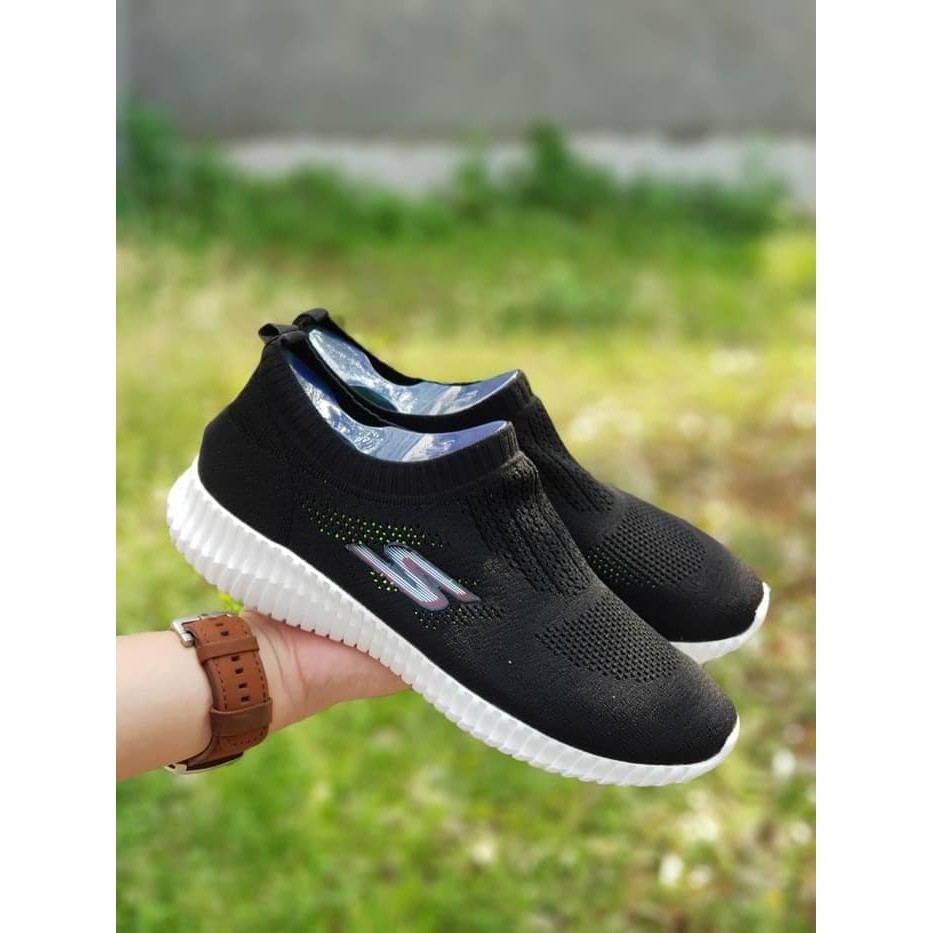 skechers / sepatu skechers / skechers original / Skechers Men Go Walk