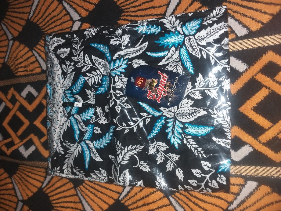 Atasan Blouse Batik Wanita Shinta