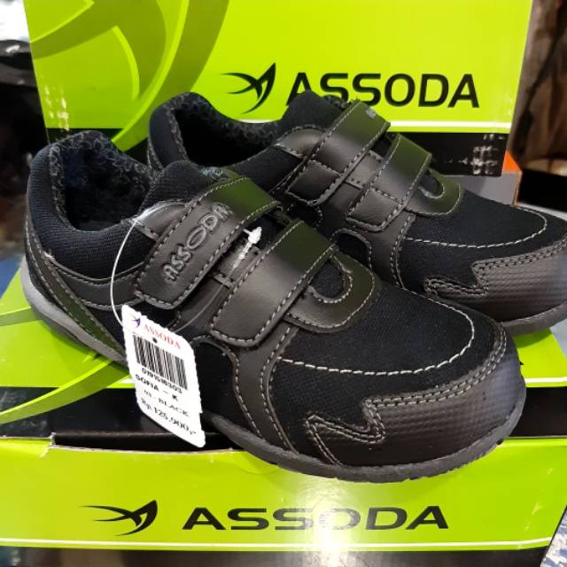 SEPATU SEKOLAH ANAK MERK ASSODA SIZE 28-30 FREE KAOS KAKI