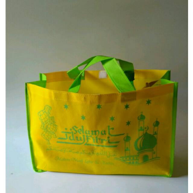

TAS BINGKISAN PARCEL LEBARAN IDUL FITRI KUNING LIST HIJAU MUDA, READY STOCK, TOTE BAG, MURAH | LT7