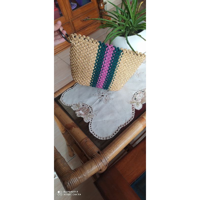dompet anyam tali kur