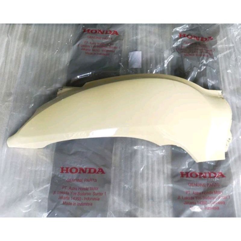 body belakang kanan Scoopy 2021-2023 warna krem original