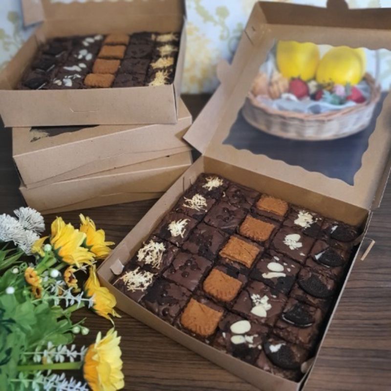 FUDGY BROWNIES SEKAT 20X20CM/ FUDGY BROWNIES/ BROWNIES MALANG