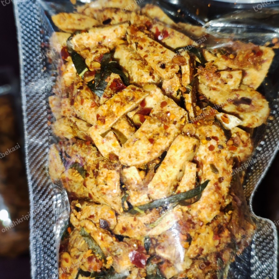 

Keripik Stik Basreng Bandung Pedas Daun Jeruk 100 GRAM / Kripik Basreng Daun Jeruk 100 gram
