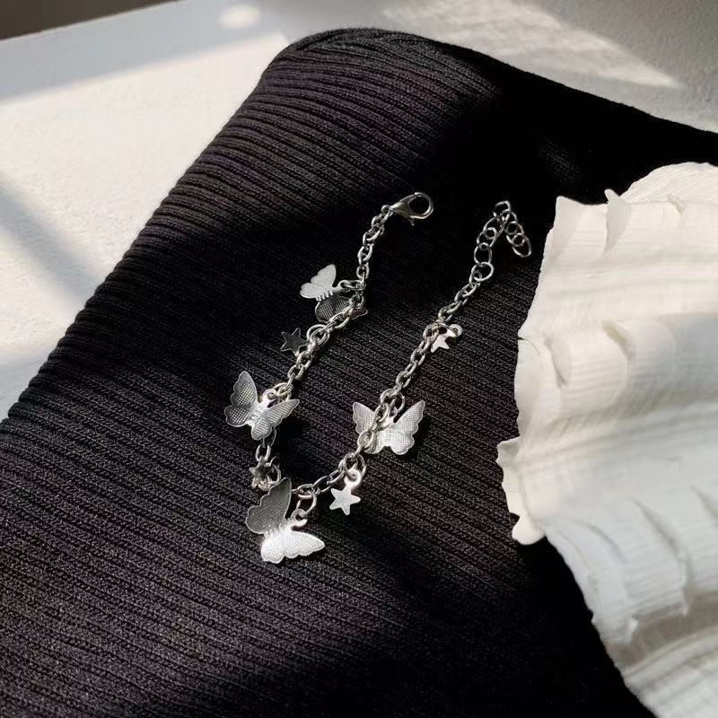 Gelang Liontin Bintang Kupu-kupu Lapisan Tunggal Baja Titanium Perak Perhiasan Fashion Wanita Rantai Bracelet