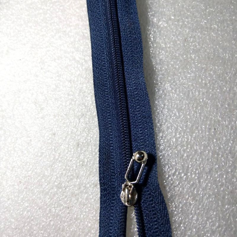 Resleting gigi coil plastik no.3 SET (20 meter) + kepala resleting no.3 = 20 pcs.