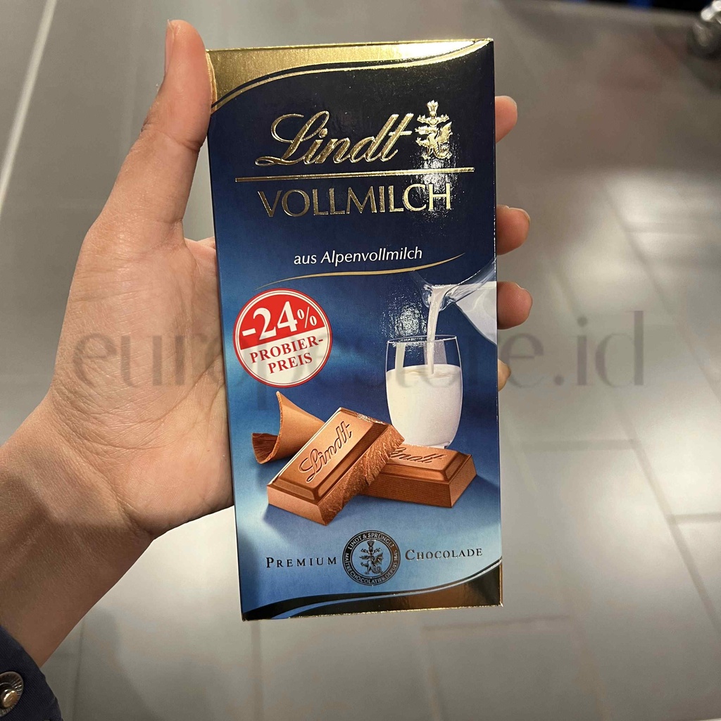 

Lindt Vollmilch aus Alpenvollmich/ Lindt milk chocolate made from alpine milk 100g