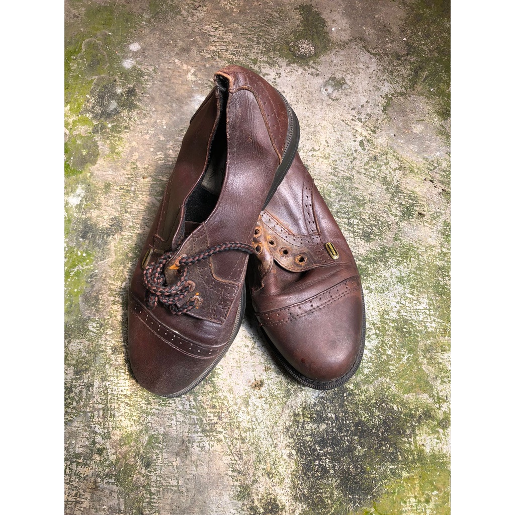 Sepatu crocodile second