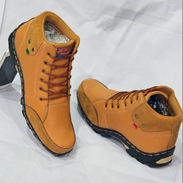 Sepatu caterpillar Shopee Indonesia