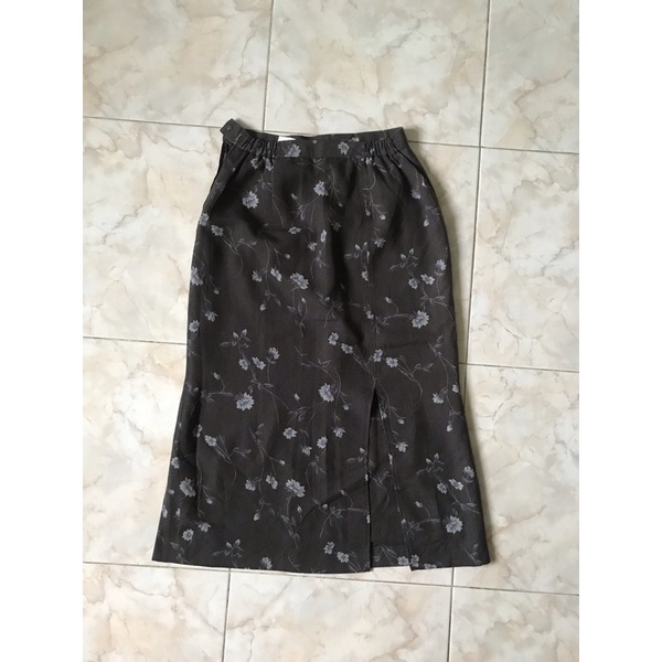 rok midi preloved