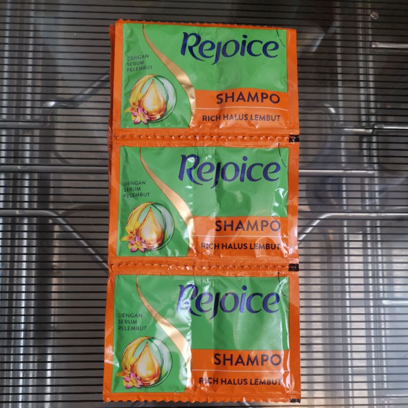 REJOICE sachet