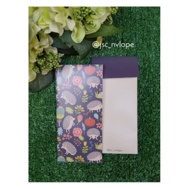 

Amplop custom serbaguna. Bisa dipakai untuk kado tema apapun. Netral amplop