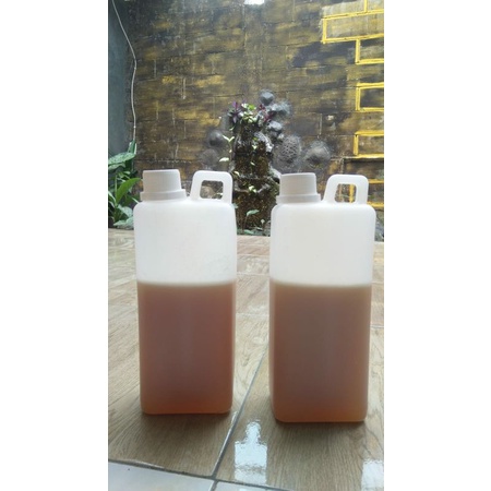 

Madu Randu / kapuk grade 1 premium asli dari nektar bunga randu/kapuk