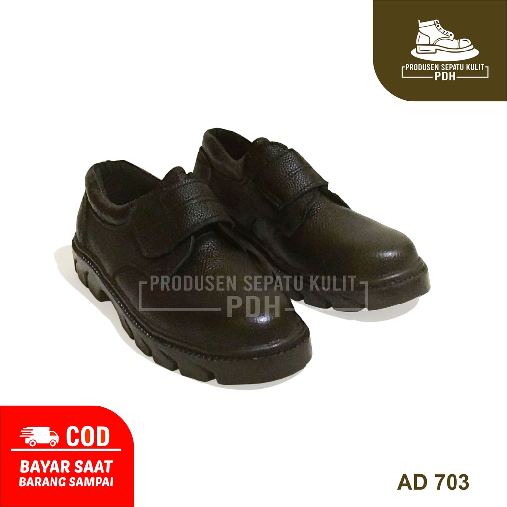 SEPATU SAFETY KRETEKAN BAHAN KULIT ASLI AWET TAHAN LAMA WARNA HITAM – AD 703