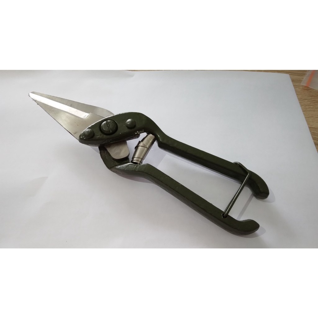 Hoof Scissor -Gunting Kuku Domba Jerman, Kerbl