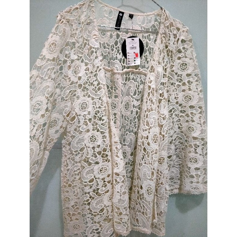 outer brokat cotton on msh ada tag