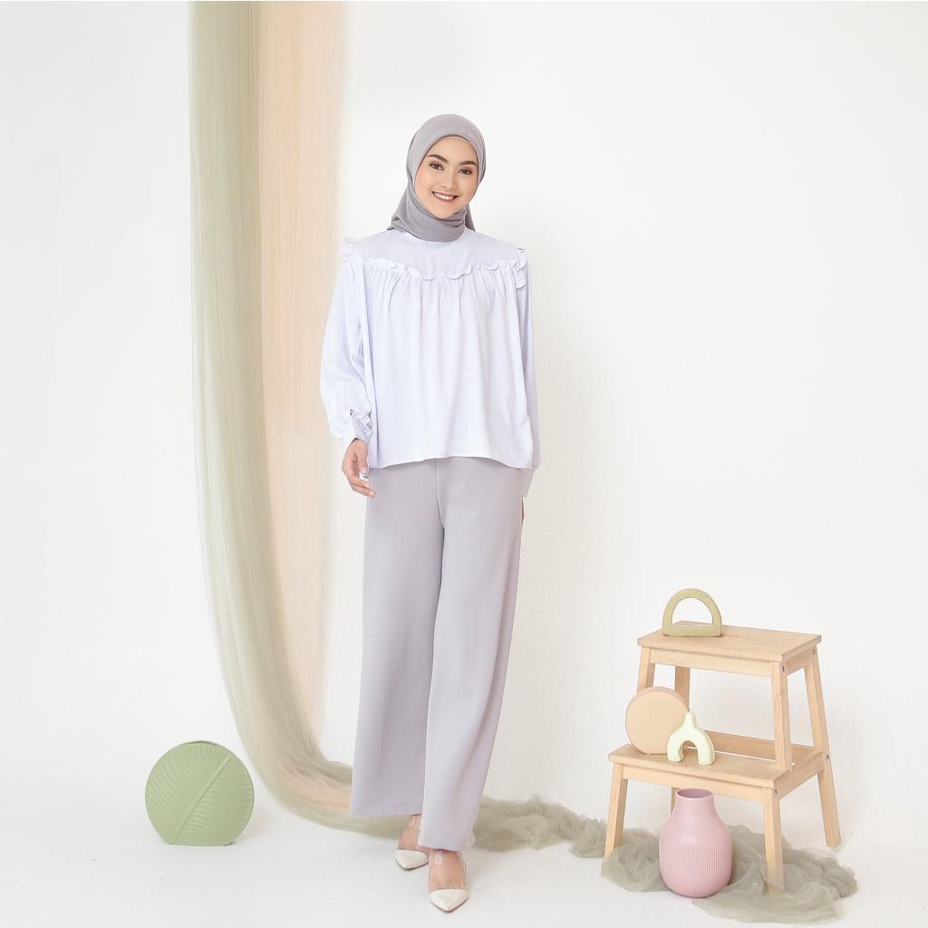 EVONNE Diamora Blouse White Basic Oversize Pattern LD112 E90-04