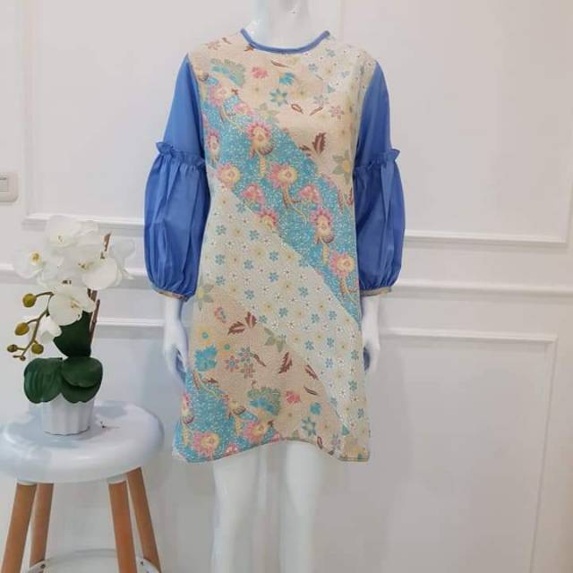 Semi tunik batik tangan balon edness kayla