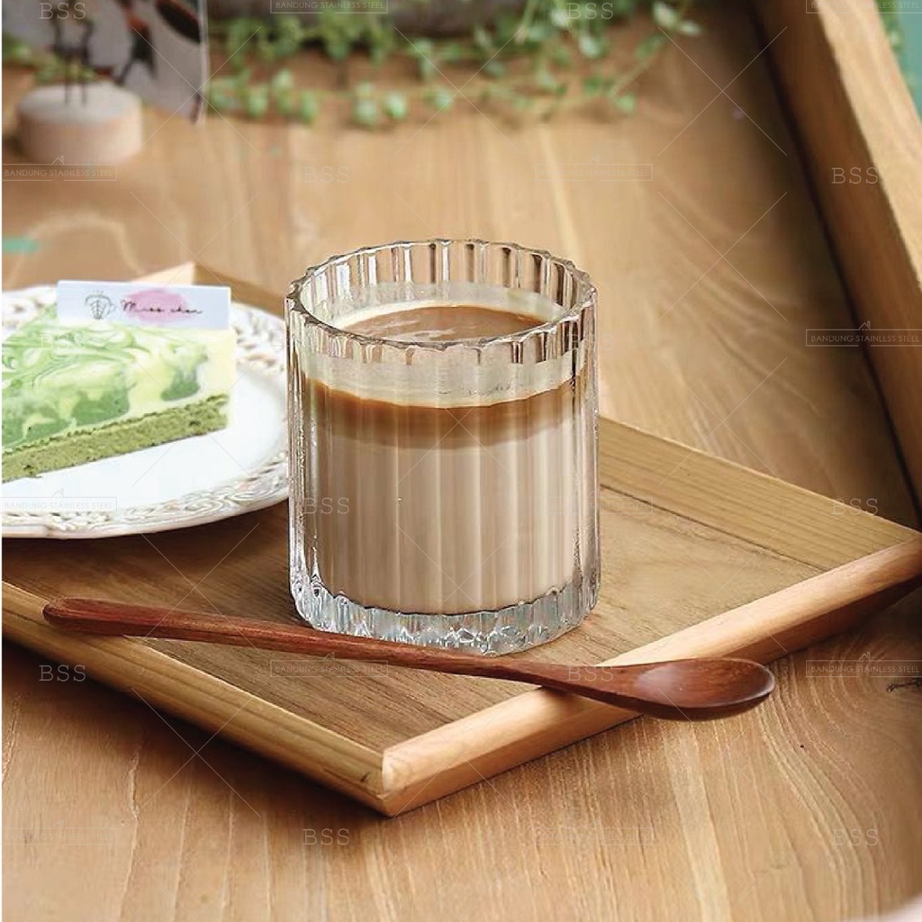 Striped Glass Coffee Gelas Kaca Kopi Chip 300ML Frappuccino Dessert Cangkir Unik Lucu Cantik Simple Elegan