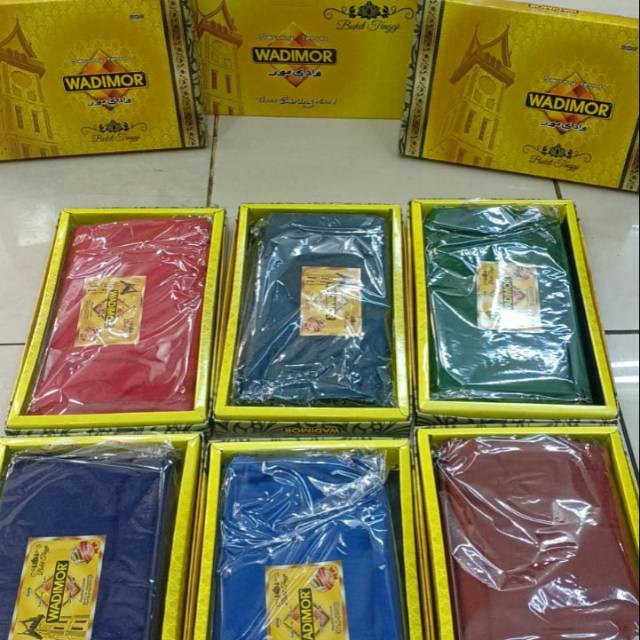 Sarung wadimor minang