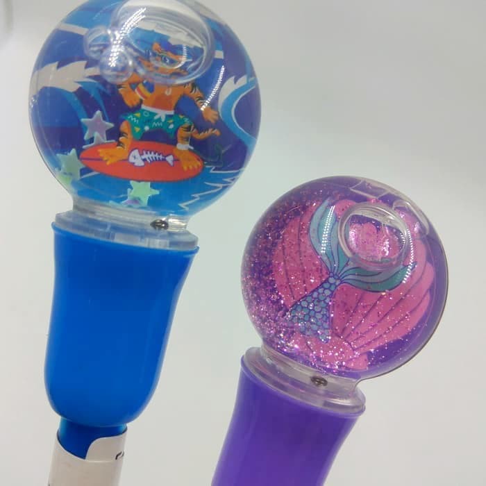 

Smiggle Shake Up Pen Mermaid Tiger / Snow Globe Christmas Pen