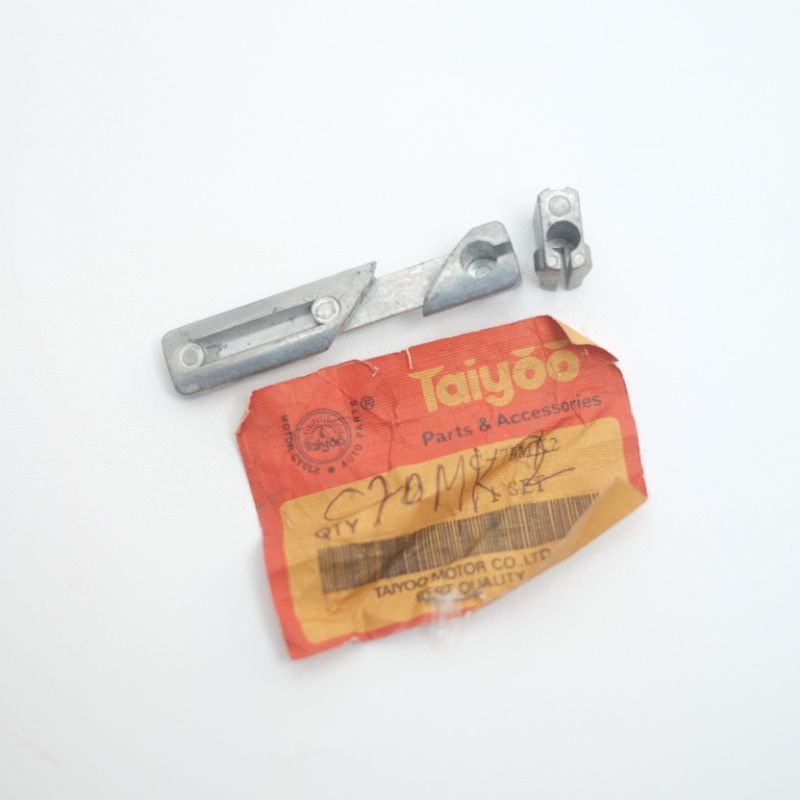 LIDAH GAS STOPER HONDA C50 C70 C90 PISPOT NOS KUALITAS ORIGINAL